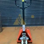 2.5 Ton Döküm Pompa Transpalet PA Teker - Görsel 6